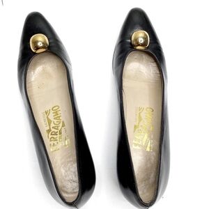 Salvatore Ferragamo Vintage Pumps Heel Leather Black DS 10833340